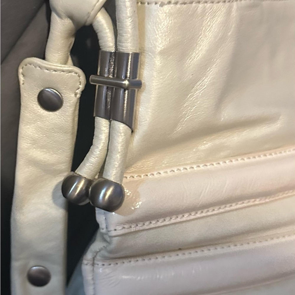 Rare Mimco leather pearl white bag a must see very elegant! - Picture 8 of 11